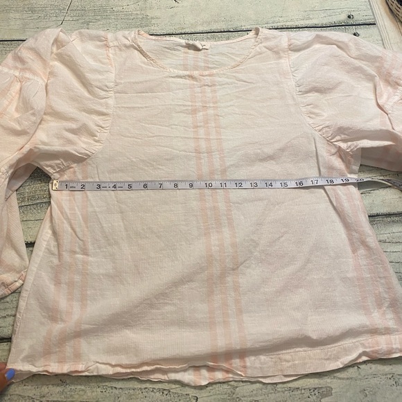 Beachlunchlounge pink white stripe pattern big flowy sleeves shirt. M - Picture 4 of 10